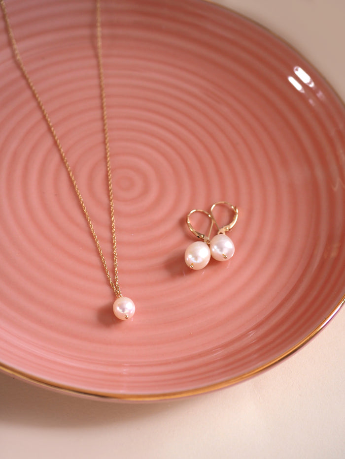 Pearl Jewellery: June Birthstone pieces at Chupi