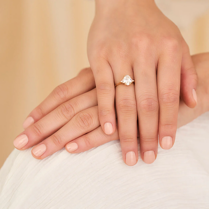 Expert Guide to Choosing the Perfect Engagement Ring: Tips for Beginners