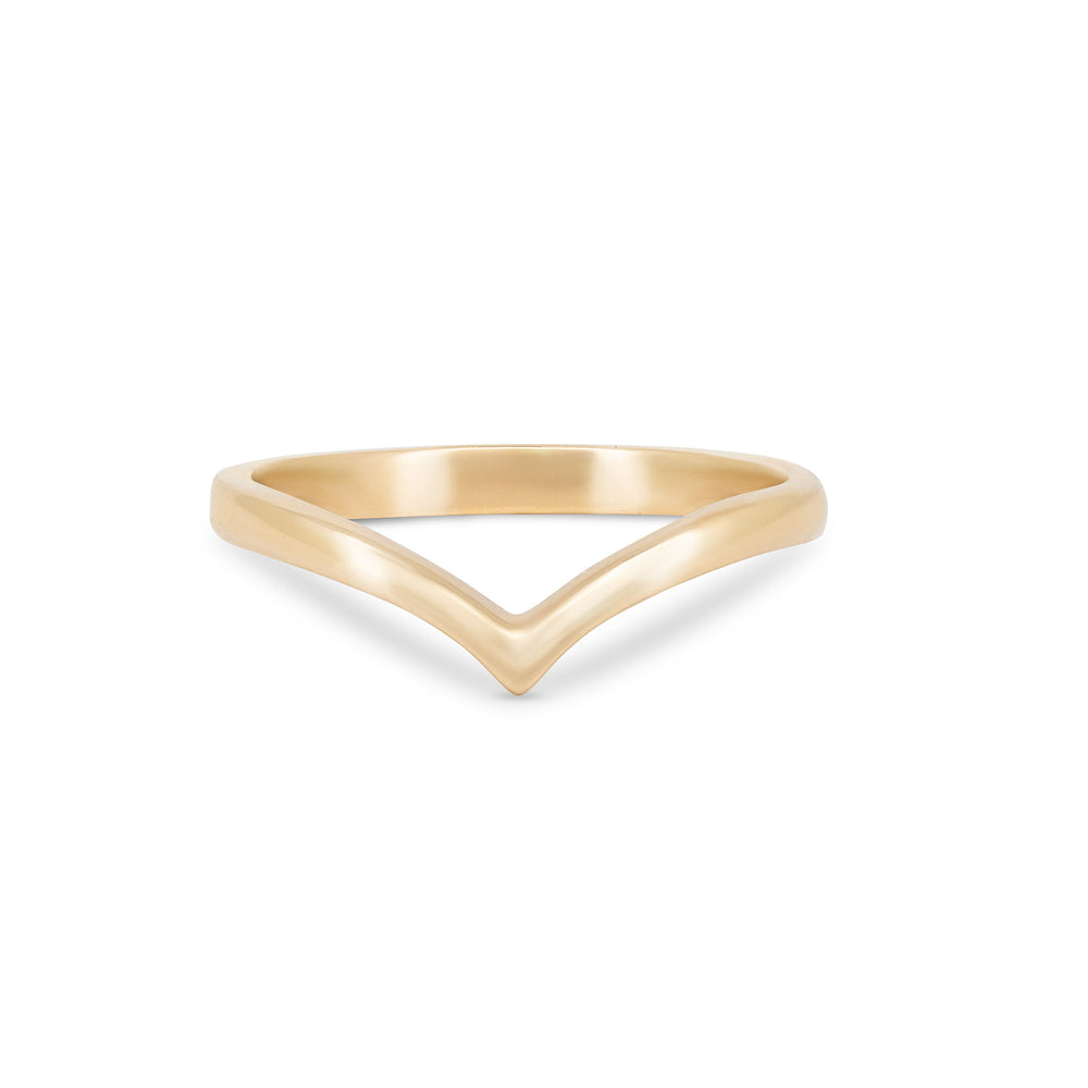 Top-down view of the Arrow Ring in 14k solid gold.
