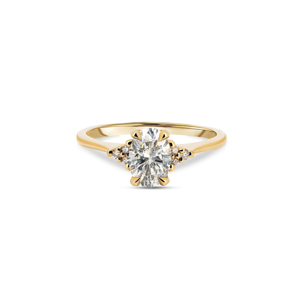 Starlight - Oval Diamond Engagement Ring 14k Gold