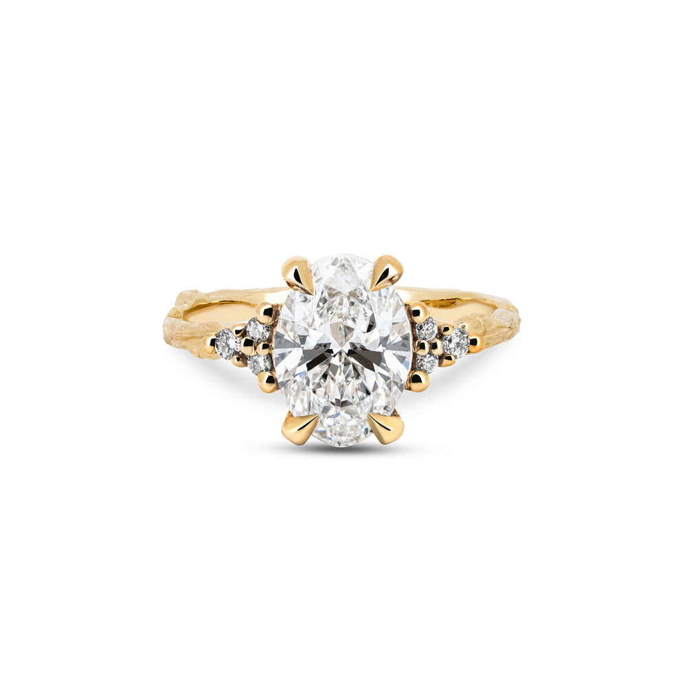 Starlight Oval Diamond Engagement Ring | Chupi